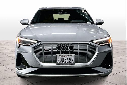 2022 Audi e-tron Sportback S line Premium