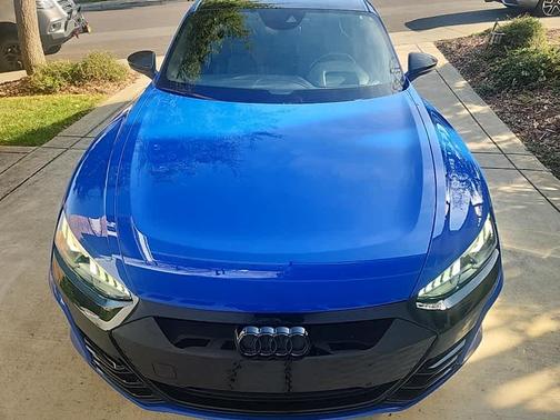 2022 Audi RS e-tron GT quattro