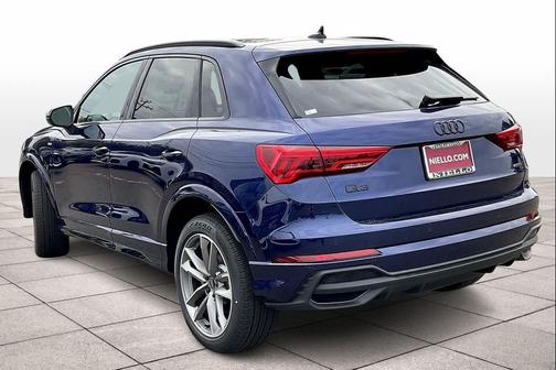 2025 Audi Q3 Premium 45 TFSI S line quattro Tiptronic