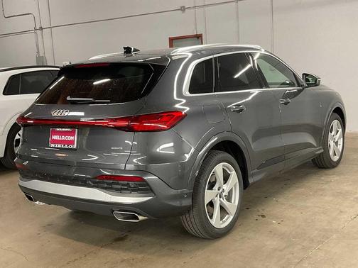 2025 Audi Q5 Prestige TFSI quattro S tronic