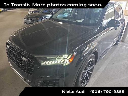 Mythos Black Metallic 2023 Audi Q7 55 Prestige