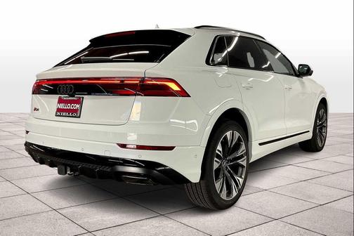 2025 Audi Q8 55 Premium Plus