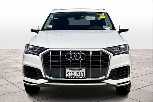 2022 Audi Q7 45 Premium
