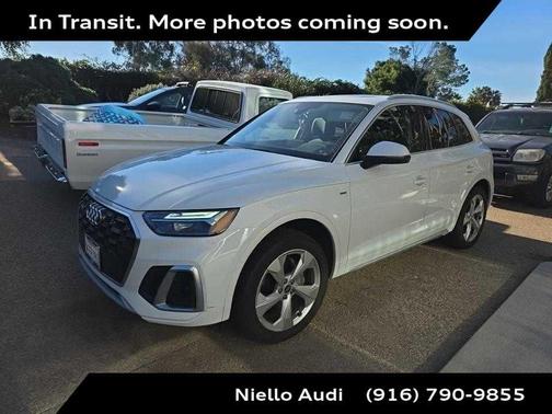 2023 Audi Q5 45 S line Premium Plus