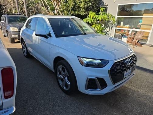 2023 Audi Q5 45 S line Premium Plus