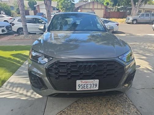 Chronos Gray Metallic 2025 Audi Q5 55 S line Premium Plus