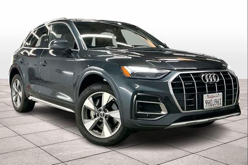 2023 Audi Q5 40 Premium Plus