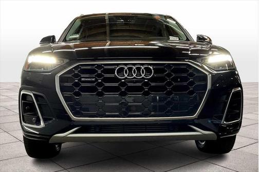 2022 Audi Q5 45 S line Premium Plus