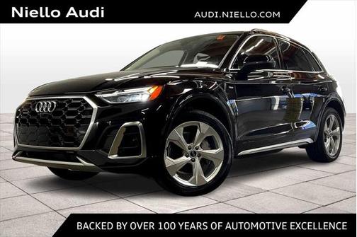 2022 Audi Q5 45 S line Premium Plus