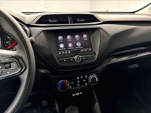 Mosaic Black Metallic 2023 Chevrolet Trailblazer LT