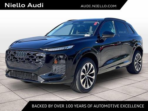 MYTHOS BLACK 2026 Audi Q3 TFSI quattro S tronic