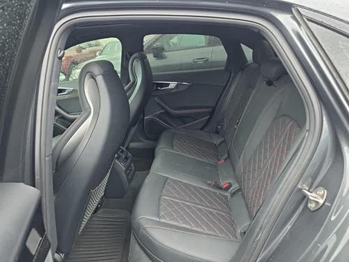 2023 Audi S4 Prestige TFSI quattro Tiptronic