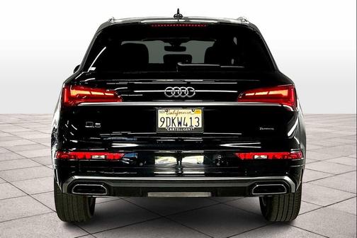 2023 Audi Q5 45 S line Premium