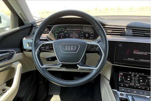 2022 Audi e-tron Premium