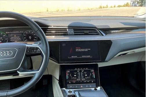 2022 Audi e-tron Premium