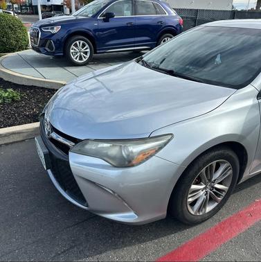 2016 Toyota Camry SE