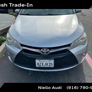 2016 Toyota Camry SE
