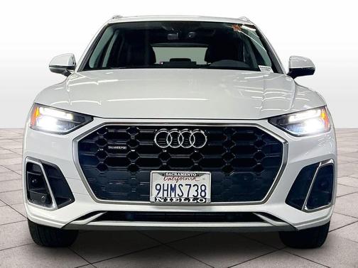 2023 Audi Q5 45 S line Premium