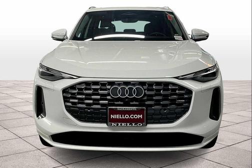 2025 Audi Q5 Premium