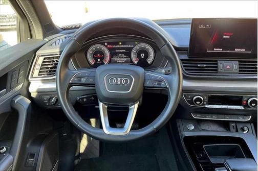 2022 Audi Q5 45 S line Premium Plus