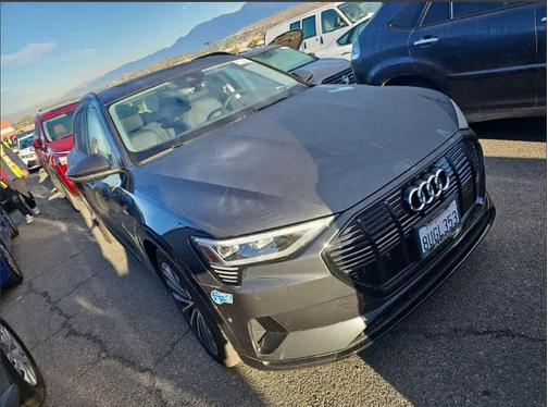 2021 Audi e-tron Premium