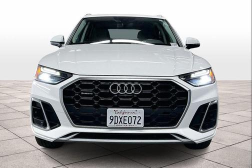 2023 Audi Q5 45 S line Premium Plus