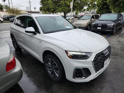 2023 Audi Q5 45 S line Premium Plus
