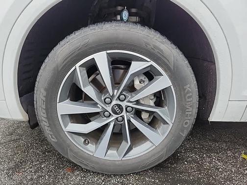 2023 Audi Q5 45 S line Premium Plus