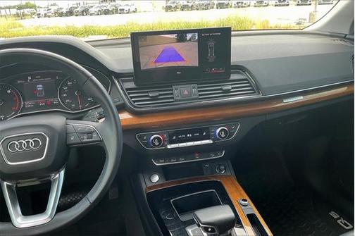 2023 Audi Q5 45 S line Premium