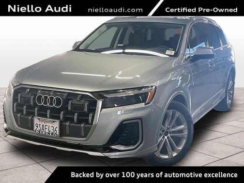 Satellite Silver Metallic 2025 Audi Q7 55 Premium Plus