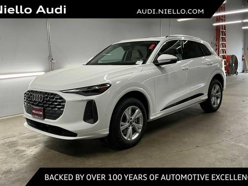 2025 Audi Q5 Premium TFSI quattro S tronic