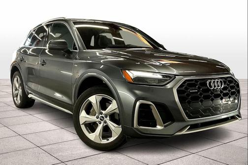 2022 Audi Q5 45 S line Premium Plus