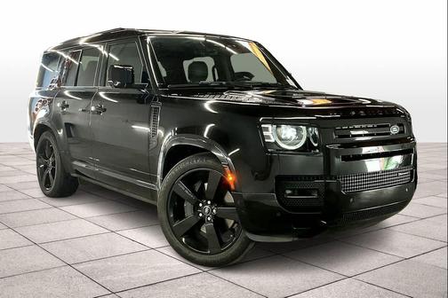 2023 Land Rover Defender 130 X-Dynamic SE