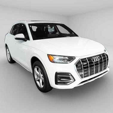 Glacier White Metallic 2021 Audi Q5 45 Premium