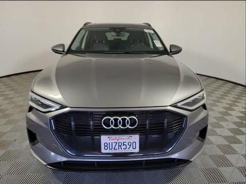 2021 Audi e-tron Premium