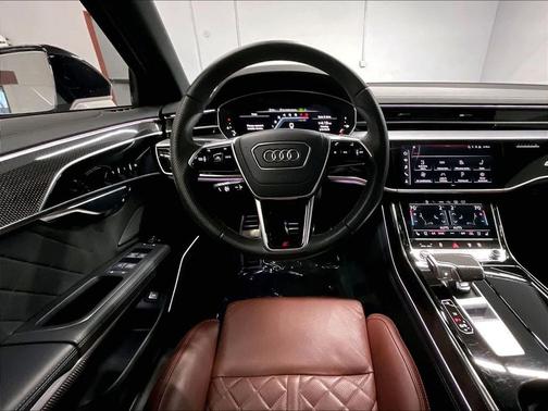 2023 Audi S8 4.0T