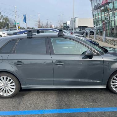 2017 Audi A3 e-tron 1.4T Premium