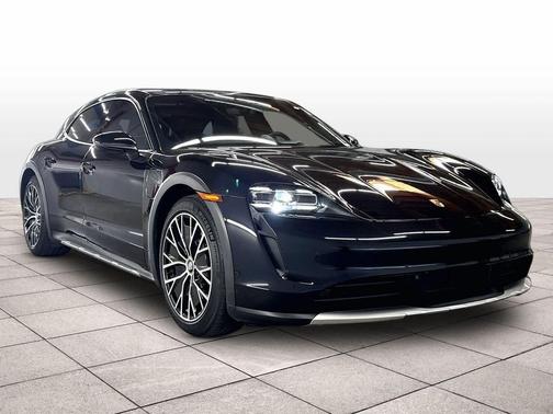 Jet Black Metallic 2022 Porsche Taycan 4