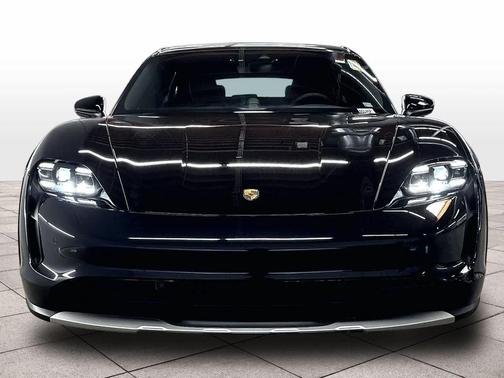 Jet Black Metallic 2022 Porsche Taycan 4
