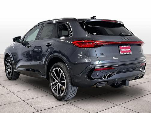 TAMBORA GRAY 2026 Audi Q5 Premium Plus TFSI quattro S tronic