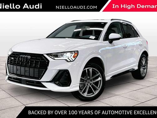 2025 Audi Q3 Premium 45 TFSI S line quattro Tiptronic