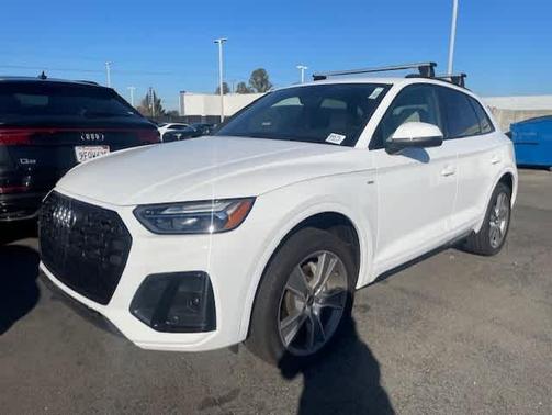 2025 Audi Q5 45 S line Premium