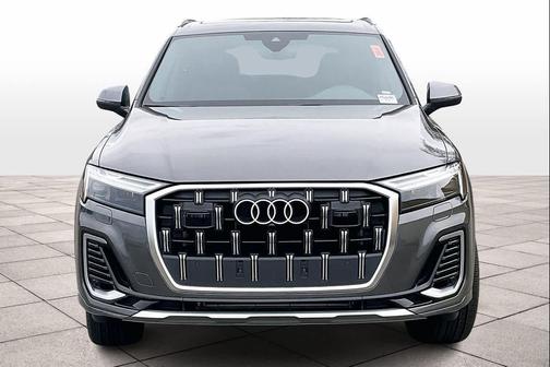2026 Audi Q7 45 Premium