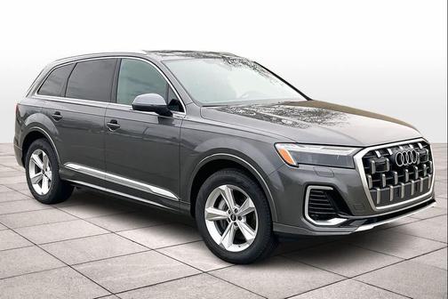 2026 Audi Q7 45 Premium