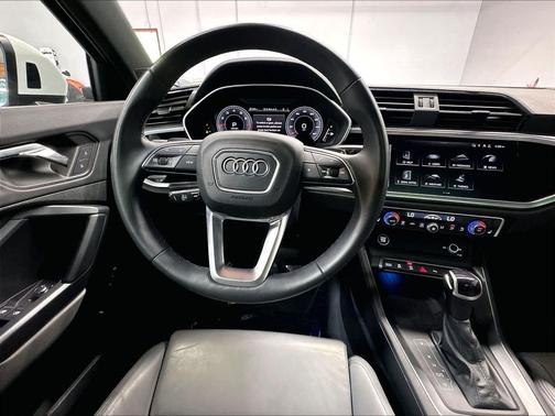 Ibis White 2023 Audi Q3 45 S line Premium Plus