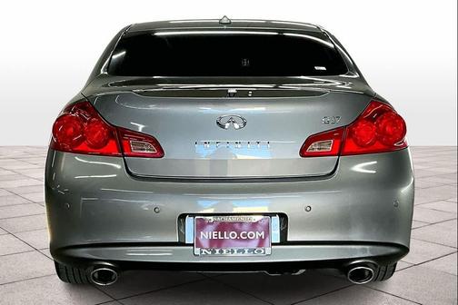2011 INFINITI G37 Journey
