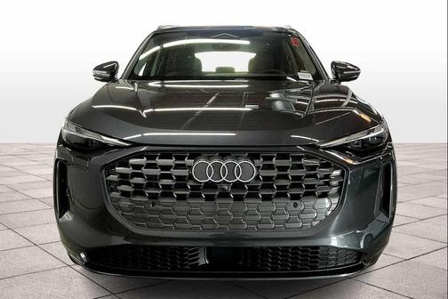 2025 Audi Q5 Premium TFSI quattro S tronic