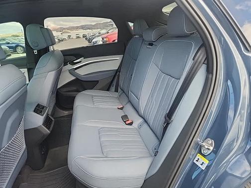 2023 Audi e-tron Sportback S line Prestige