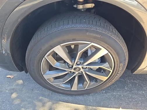 2023 Audi Q5 45 S line Premium
