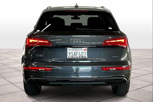 2025 Audi Q5 40 Premium